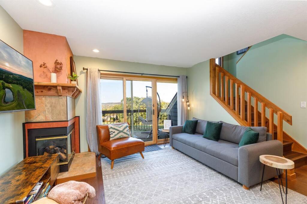 Relaxing 2Bedroom Townhome W/Playroom & Great View Galena Ngoại thất bức ảnh